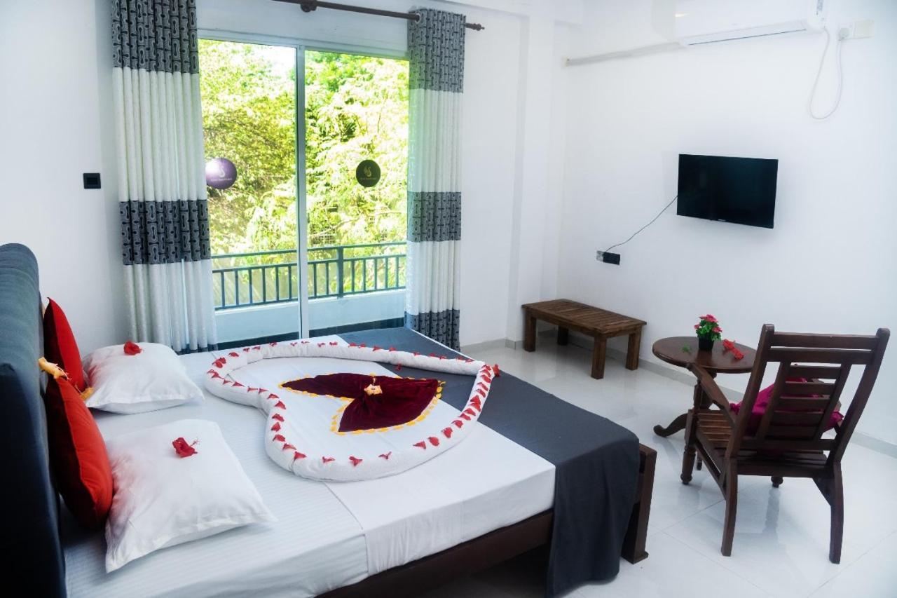 Hotel Sapid Luck Yala Safari Tissamaharama Extérieur photo